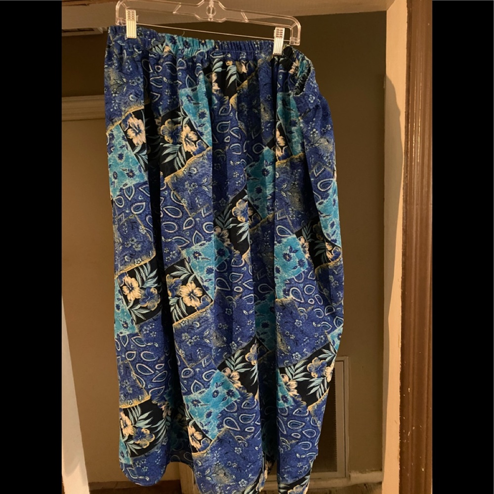 Maxi skirt